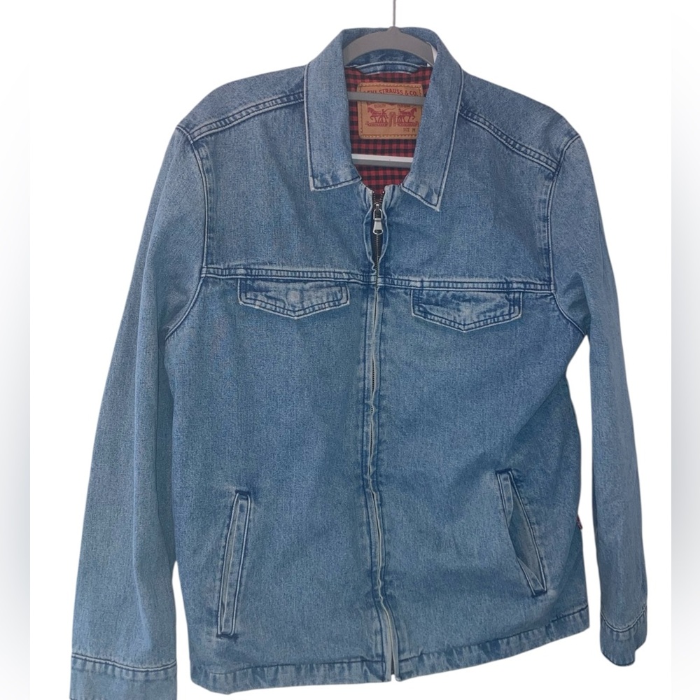 Levi Strauss medium plaid zip up trucker jacket